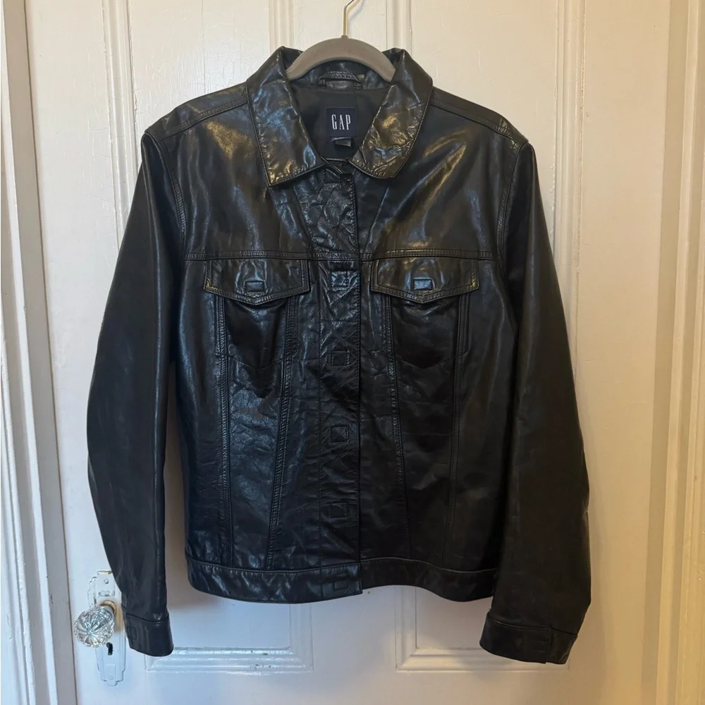 GAP vintage Black Leather Jacket with Velcro closure Jean jacket styling - Picture 1 of 6